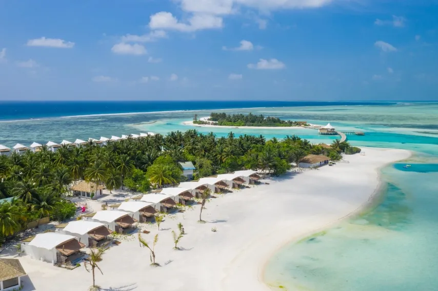 Hakura-Hura-Cinnamon_Beach-Bungalow1-scaled-1